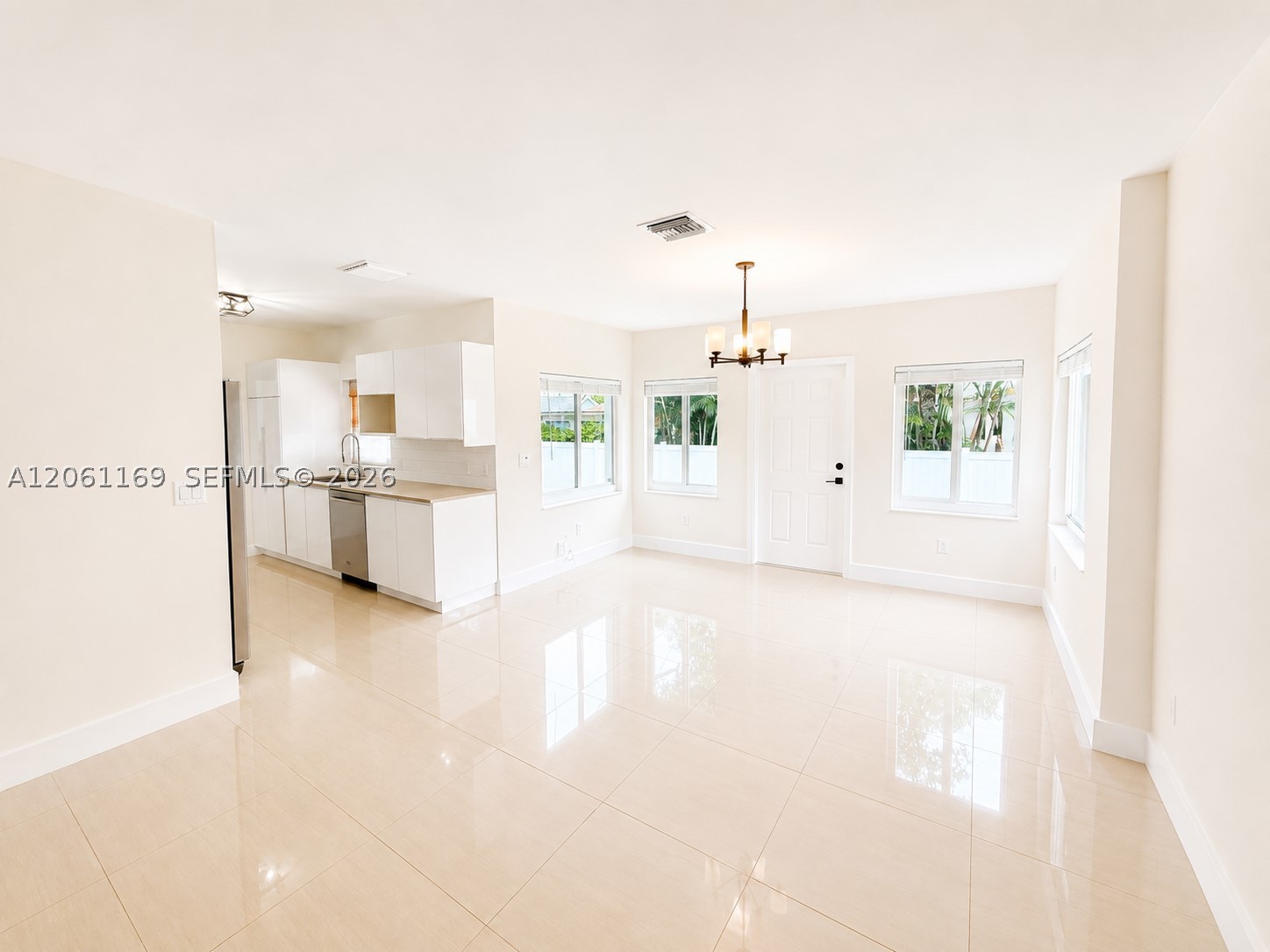 61 NW 47 ST, Miami FL 33127