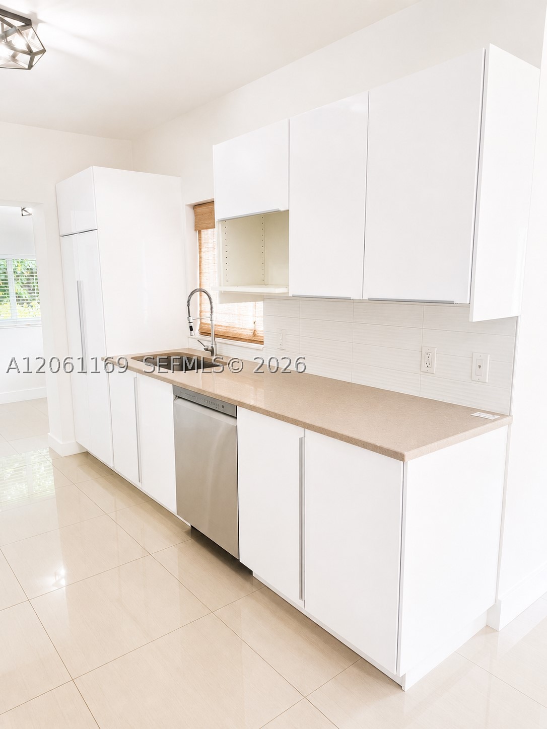 61 NW 47 ST, Miami FL 33127