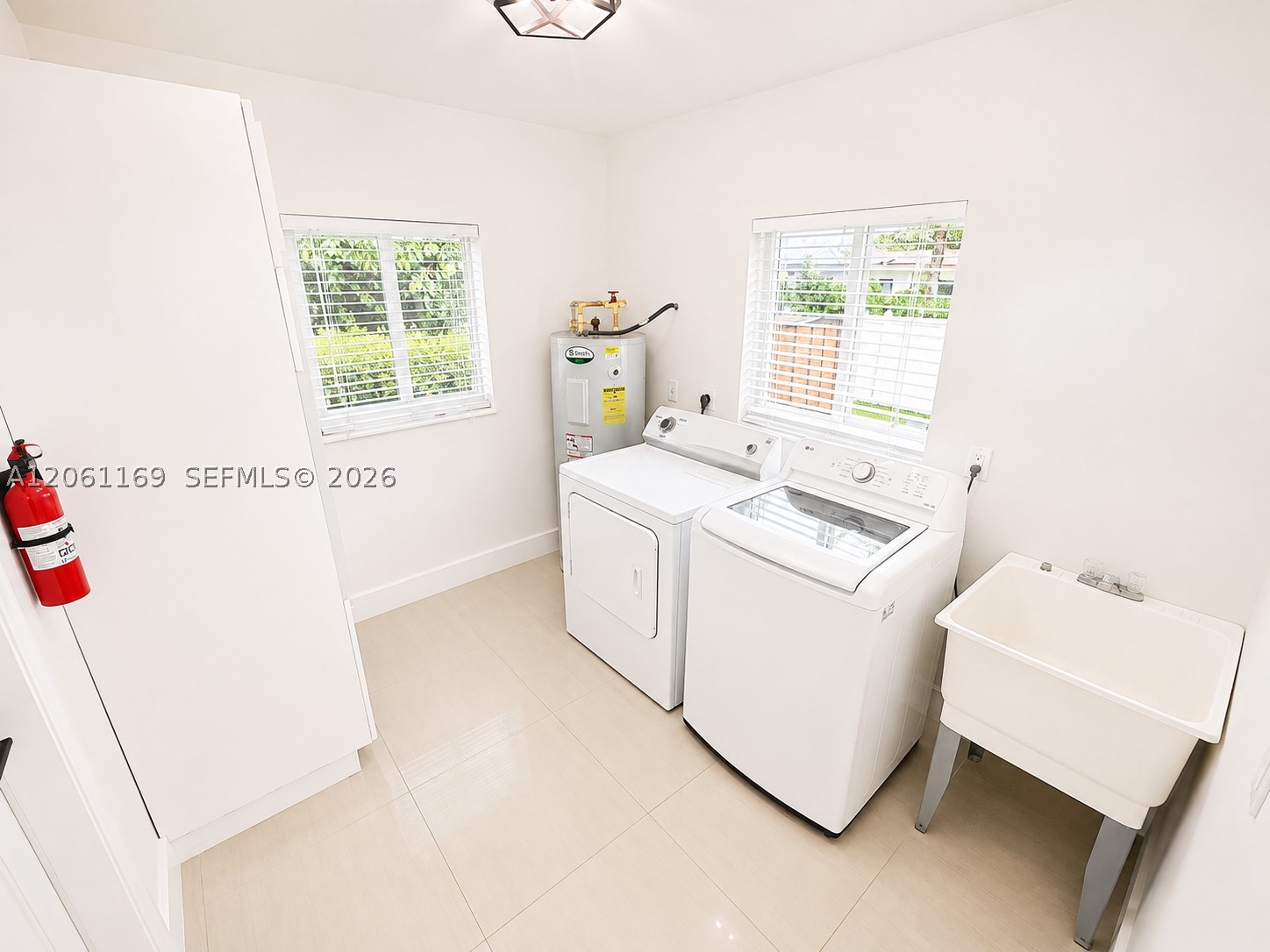 61 NW 47 ST, Miami FL 33127