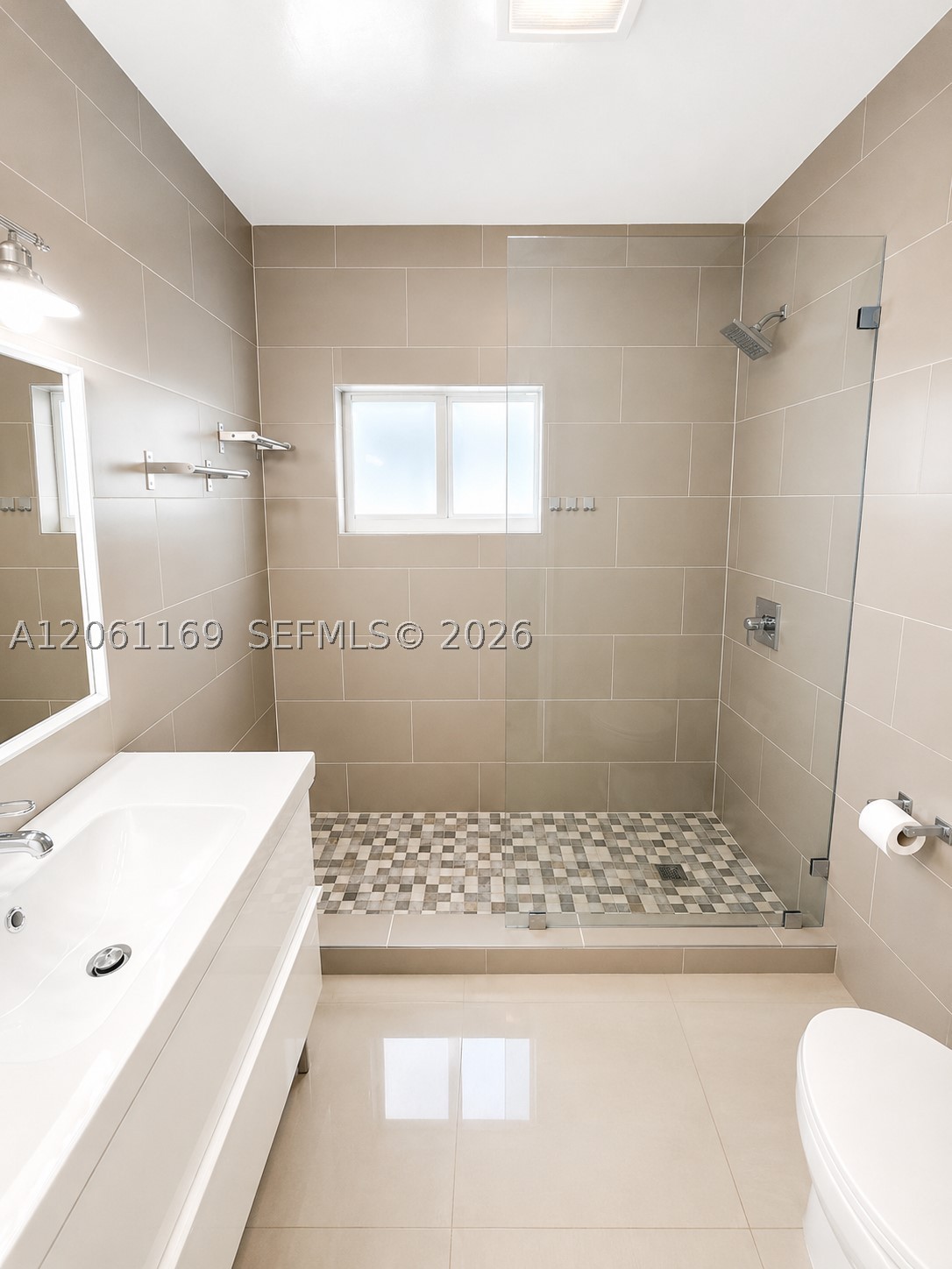 61 NW 47 ST, Miami FL 33127