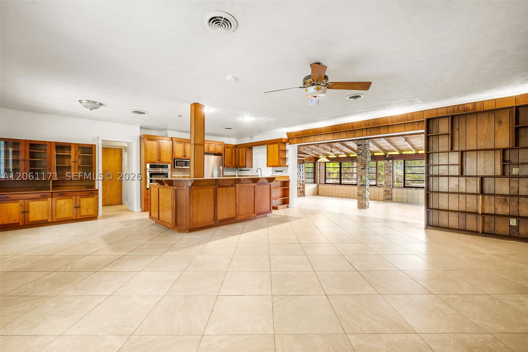 6801 SW 82nd Ave, Miami FL 33143