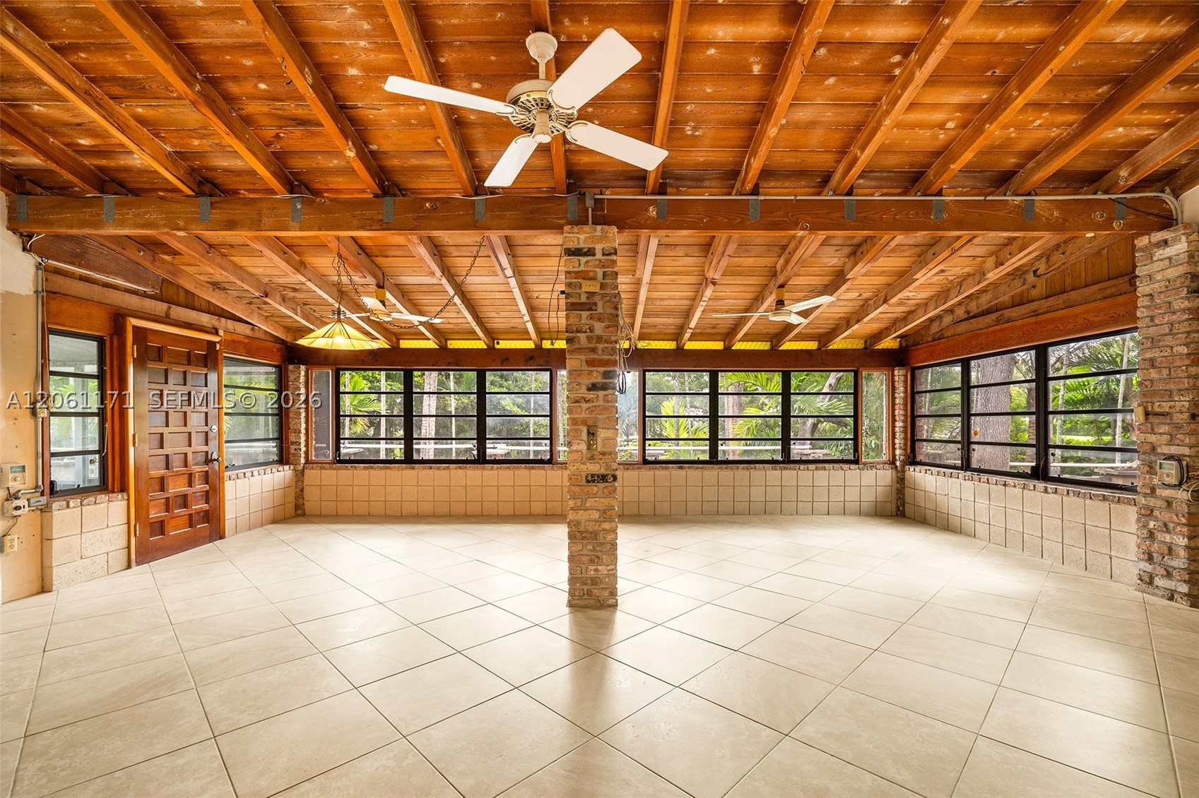 6801 SW 82nd Ave, Miami FL 33143