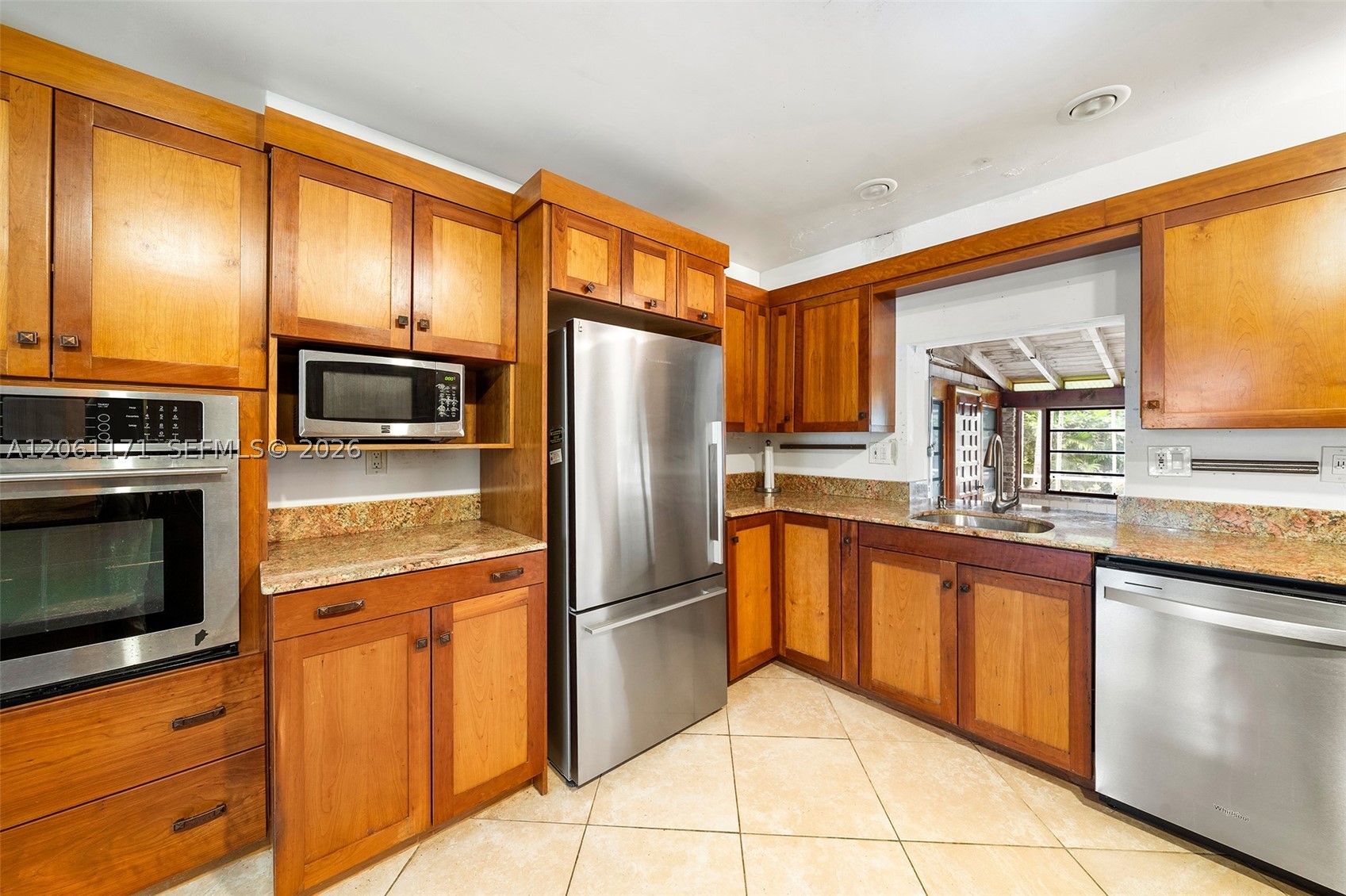 6801 SW 82nd Ave, Miami FL 33143