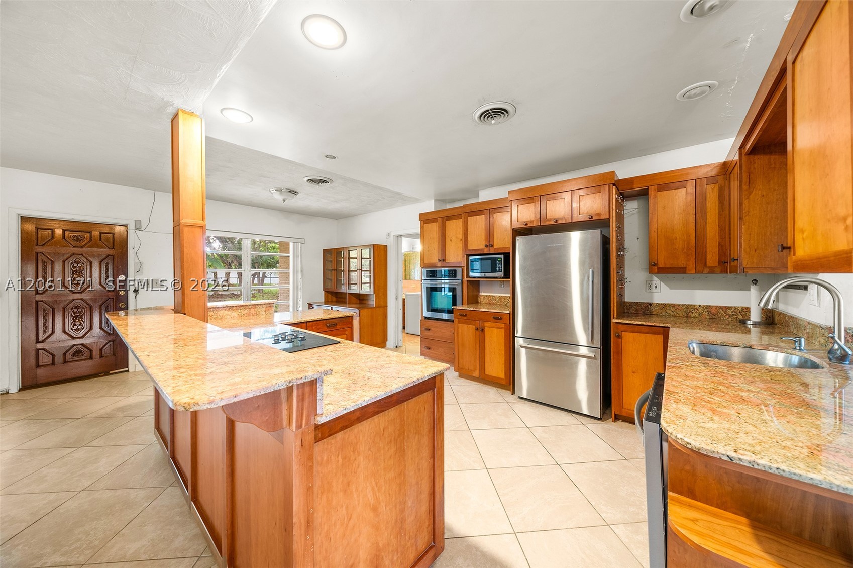 6801 SW 82nd Ave, Miami FL 33143