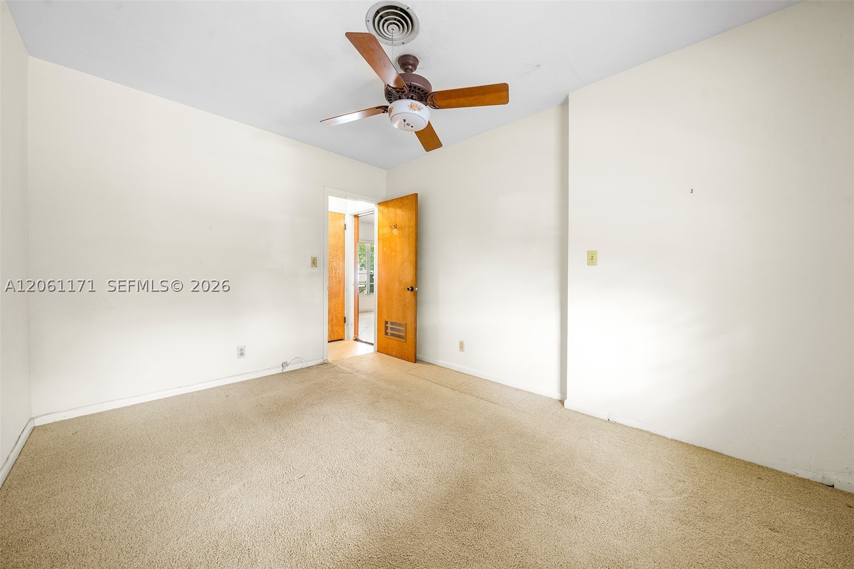 6801 SW 82nd Ave, Miami FL 33143