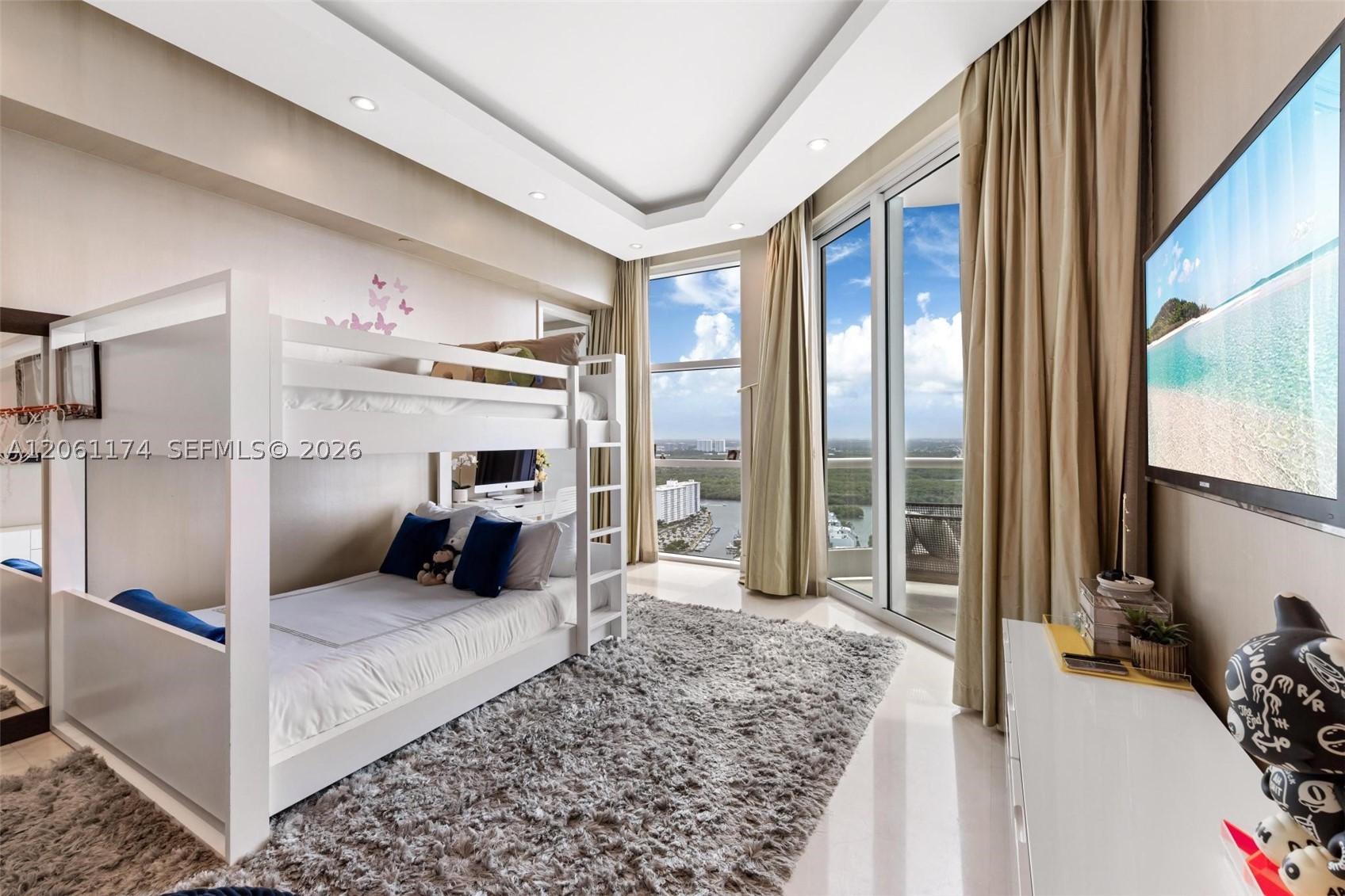16051 Collins Ave #3404, Sunny Isles Beach FL 33160