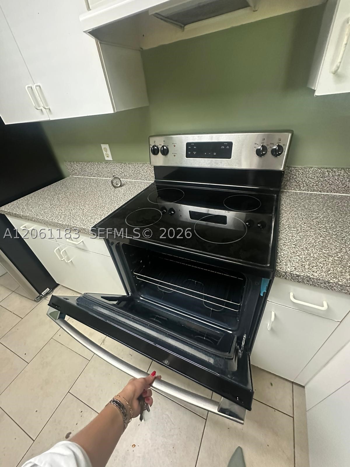 5005 Wiles Rd #102, Coconut Creek FL 33073