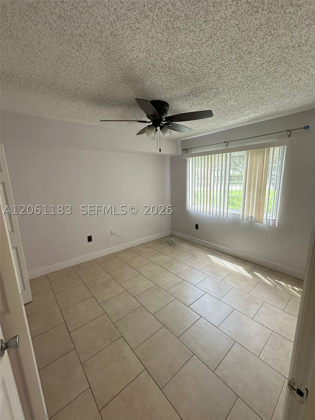 5005 Wiles Rd #102, Coconut Creek FL 33073