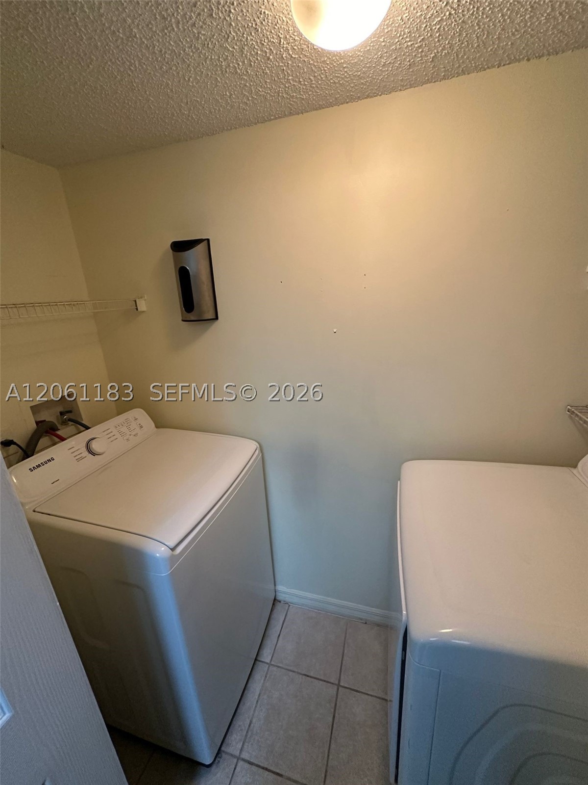 5005 Wiles Rd #102, Coconut Creek FL 33073