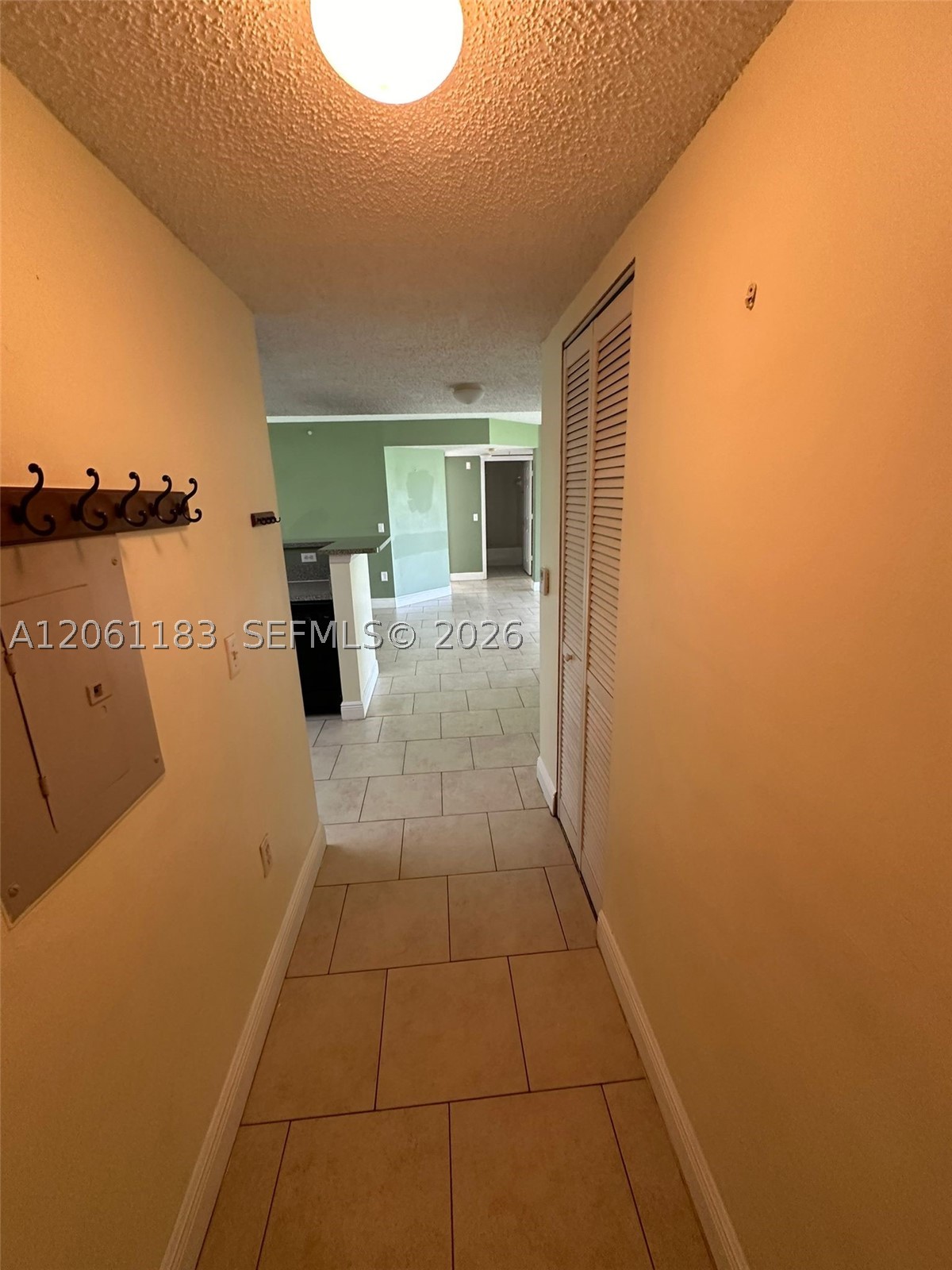 5005 Wiles Rd #102, Coconut Creek FL 33073