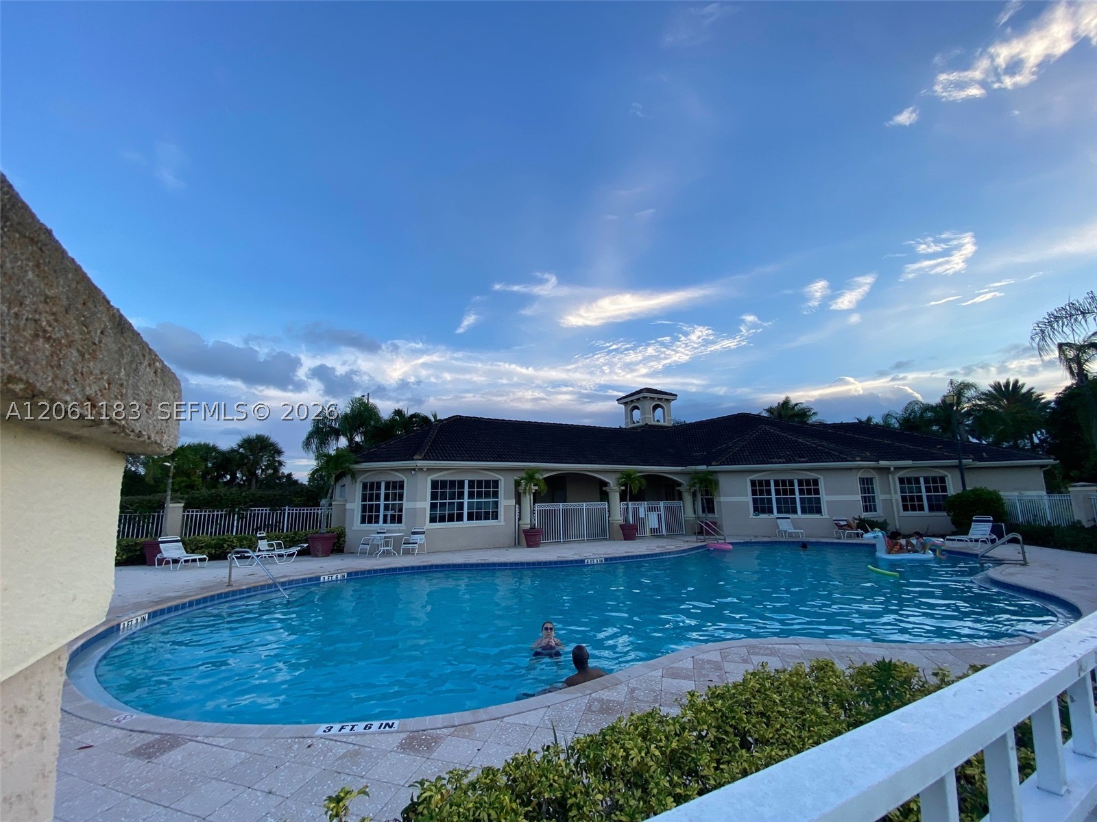 5005 Wiles Rd #102, Coconut Creek FL 33073