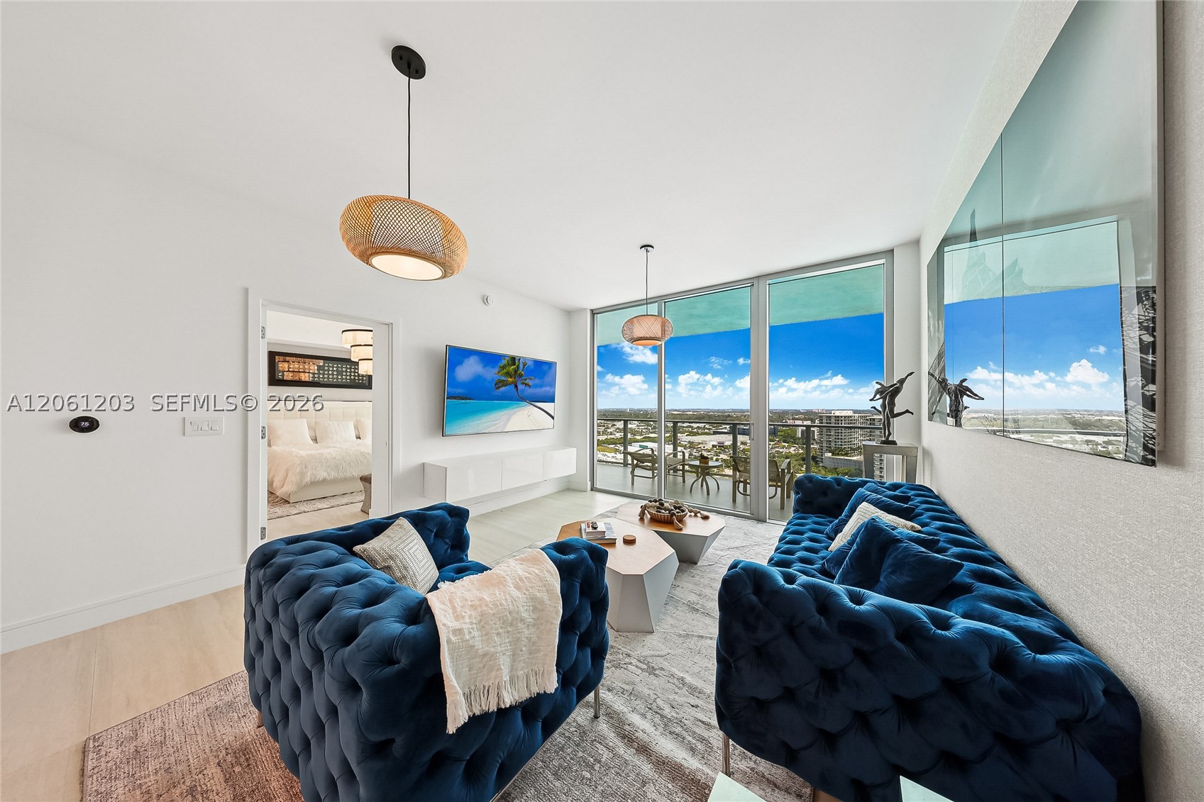 2411 Laguna Circle #2010, Miami FL 33181