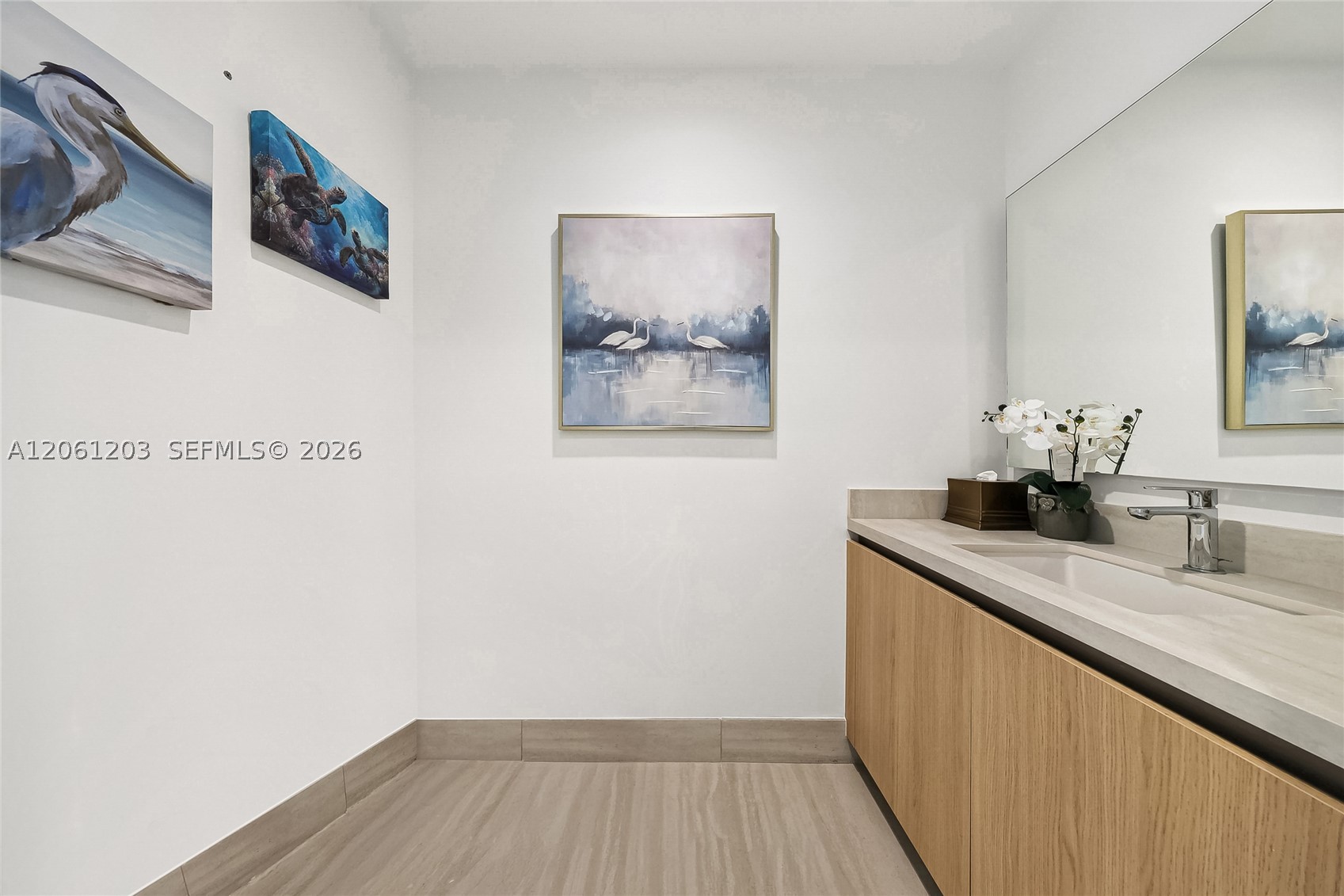 2411 Laguna Circle #2010, Miami FL 33181