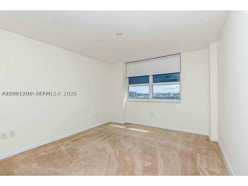 19501 W Country Club Dr #2205, Aventura FL 33180