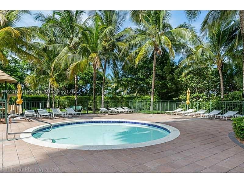 19501 W Country Club Dr #2205, Aventura FL 33180