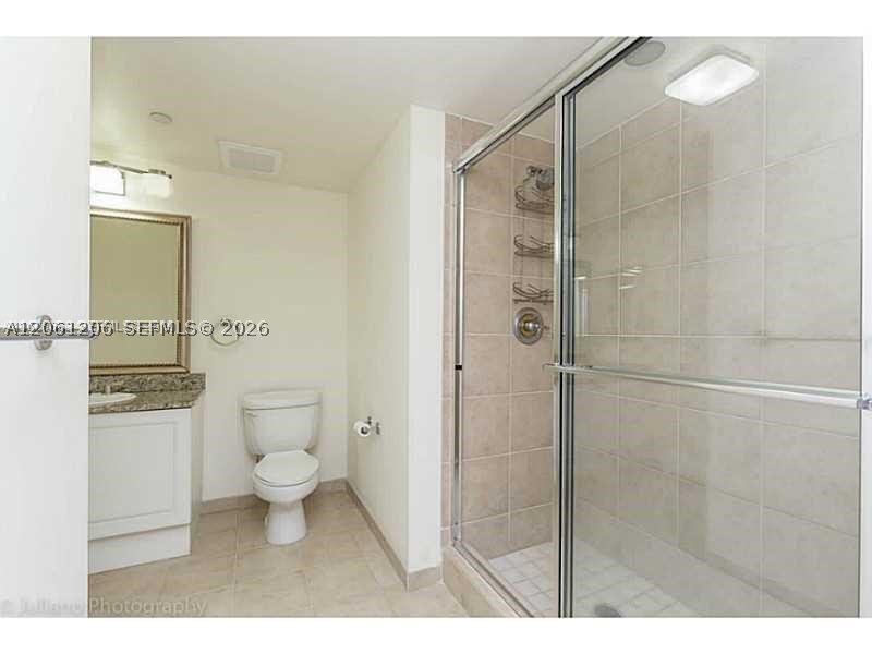 19501 W Country Club Dr #2205, Aventura FL 33180
