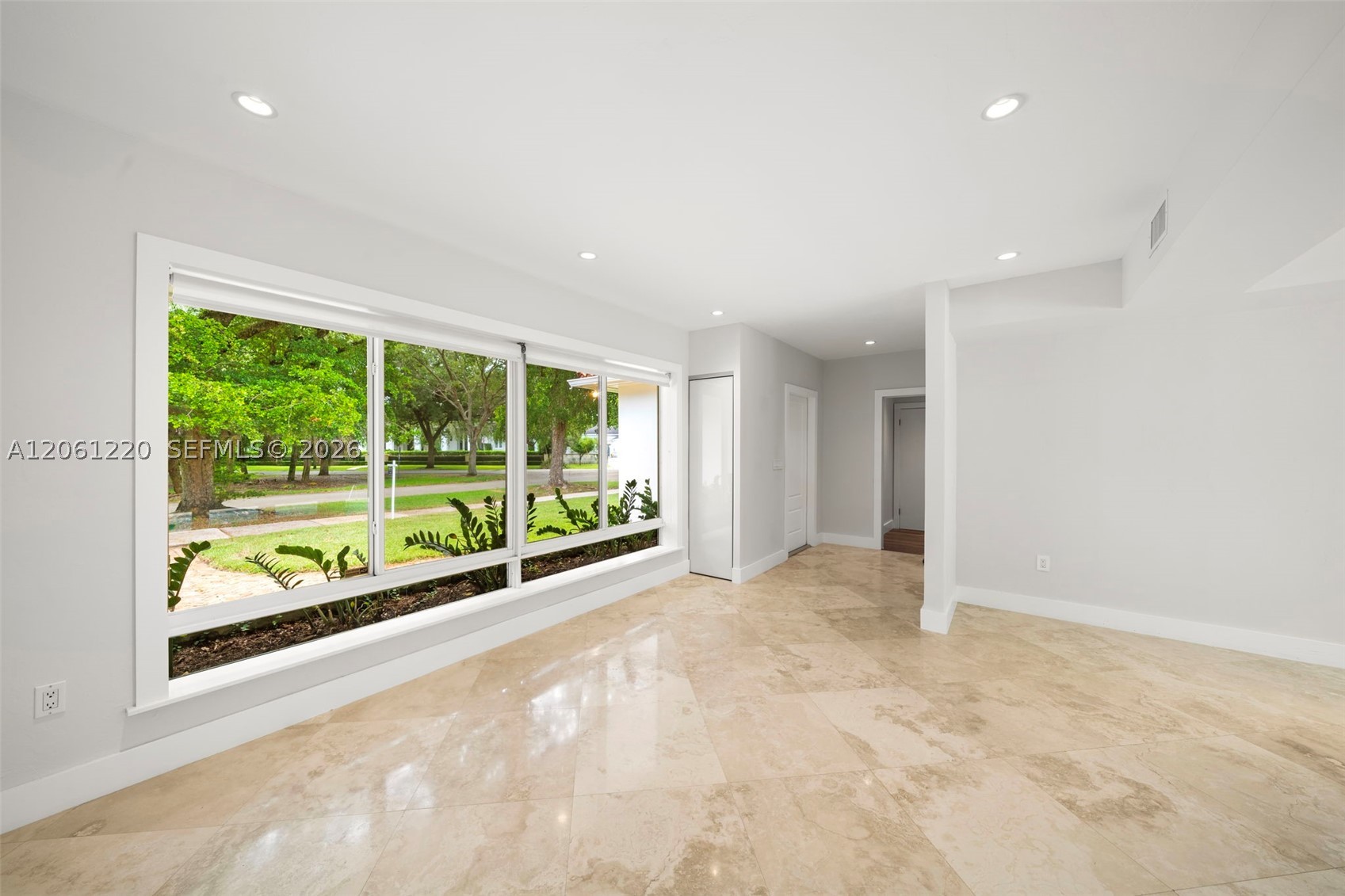 5510 Orduna Dr, Coral Gables FL 33146