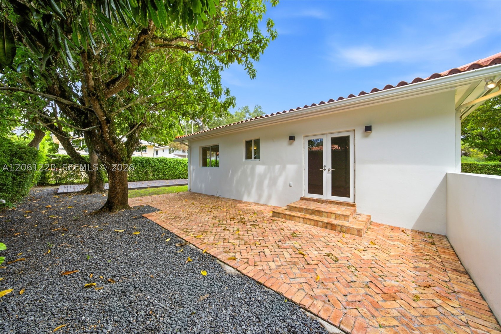 5510 Orduna Dr, Coral Gables FL 33146