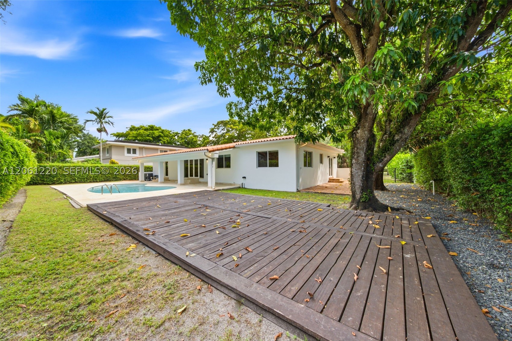 5510 Orduna Dr, Coral Gables FL 33146