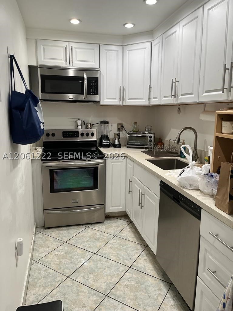 4803 NW 7th St #306-14, Miami FL 33126