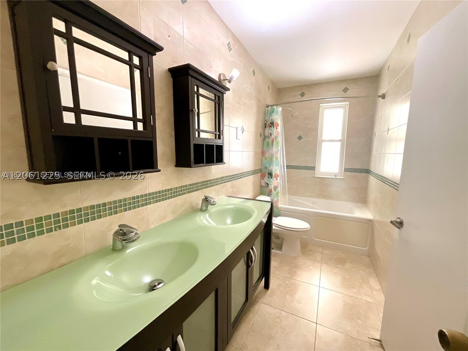 19010 SW 96th Ave, Cutler Bay FL 33157