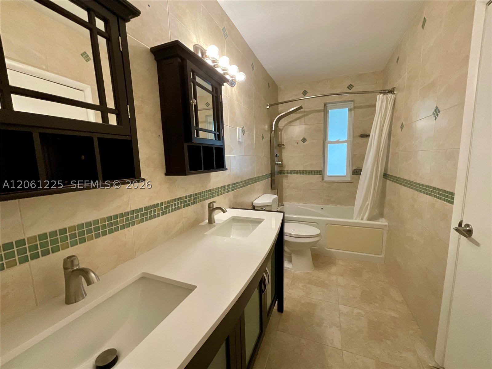 19010 SW 96th Ave, Cutler Bay FL 33157