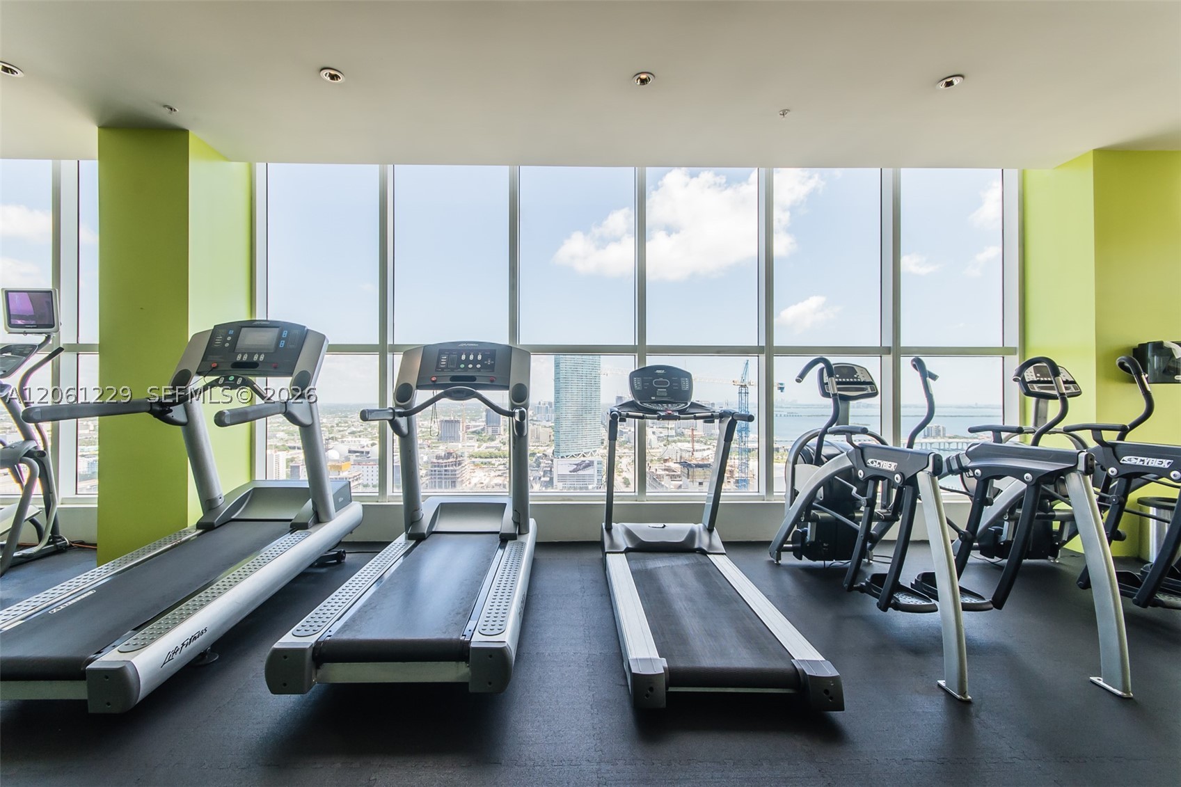 133 NE 2nd Ave #2117, Miami FL 33132