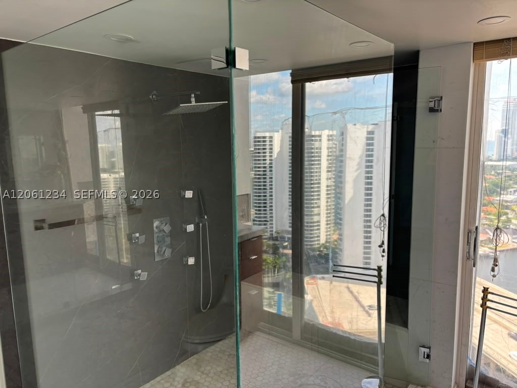 19355 Turnberry Way #26E, Aventura FL 33180