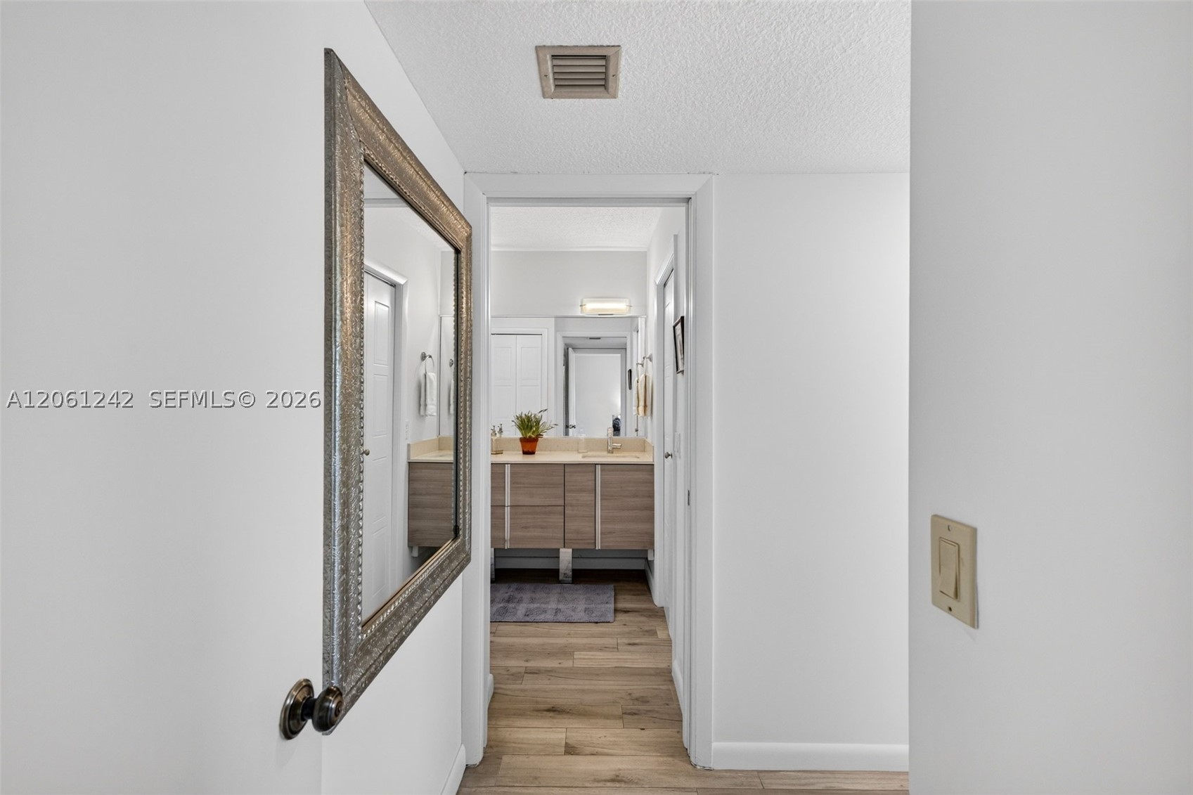 16431 Blatt Blvd #202, Weston FL 33326