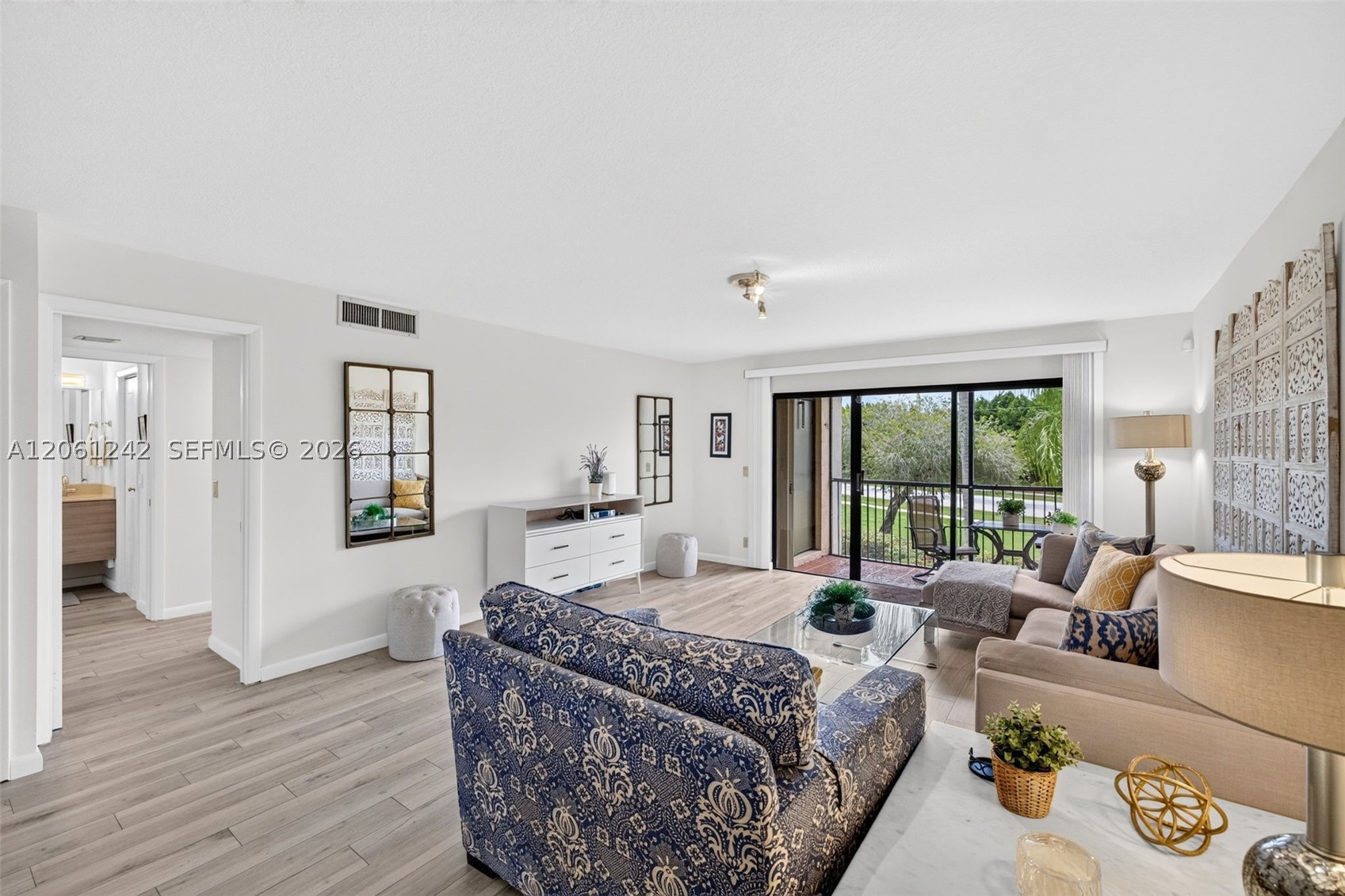 16431 Blatt Blvd #202, Weston FL 33326