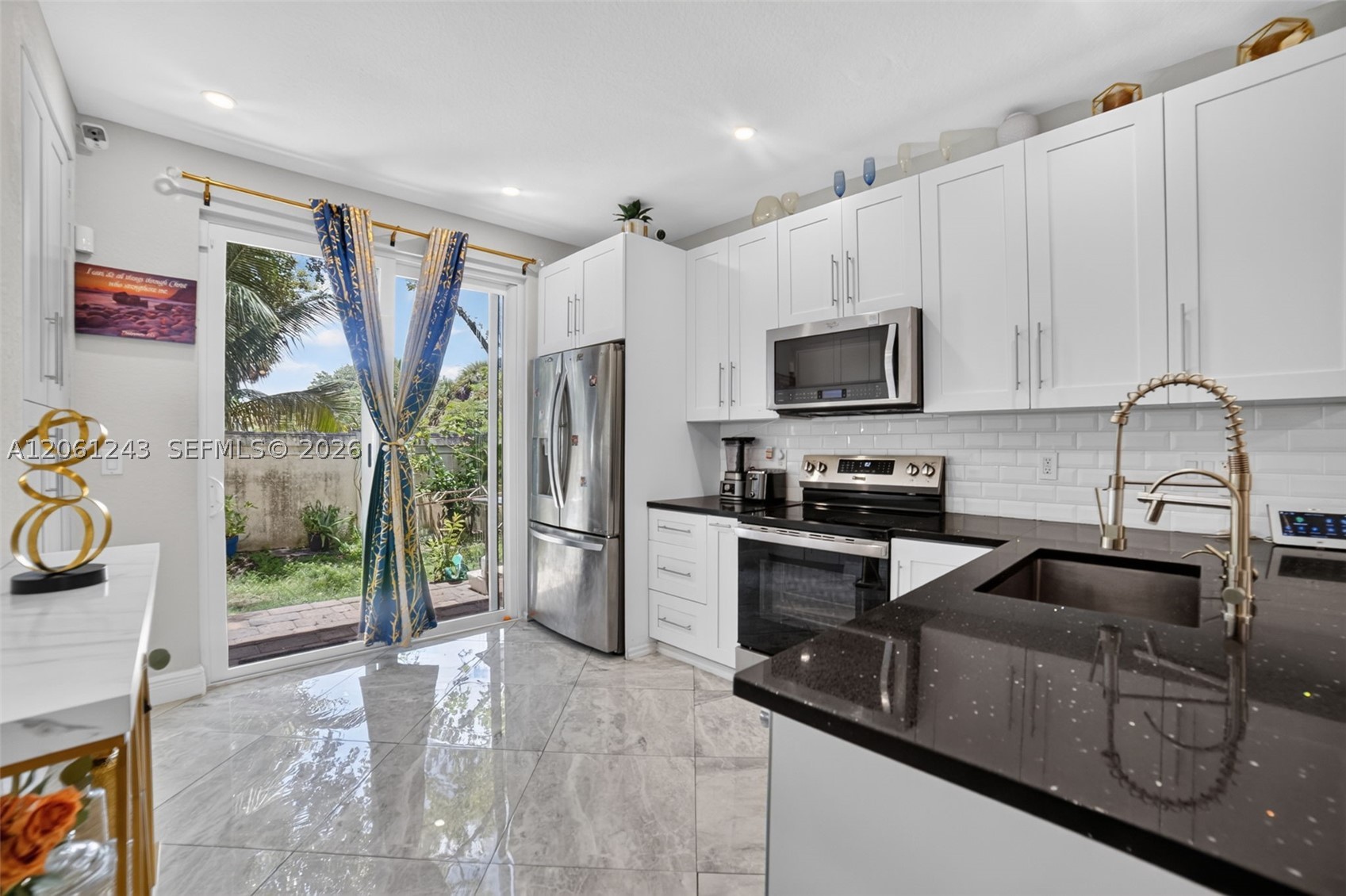 3227 NW 32nd Ter, Oakland Park FL 33309