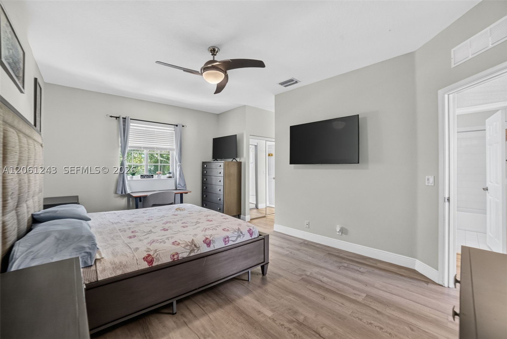 3227 NW 32nd Ter, Oakland Park FL 33309