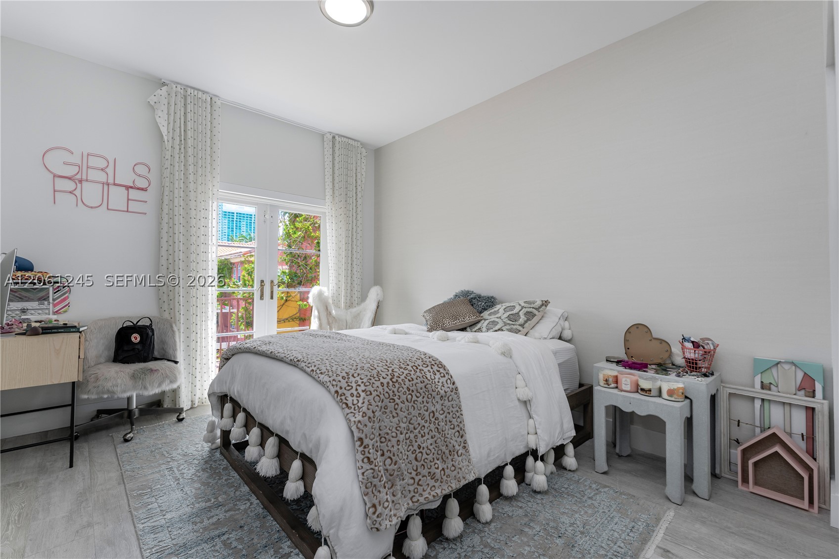 18460 NE 30th Ave #18460, Aventura FL 33160