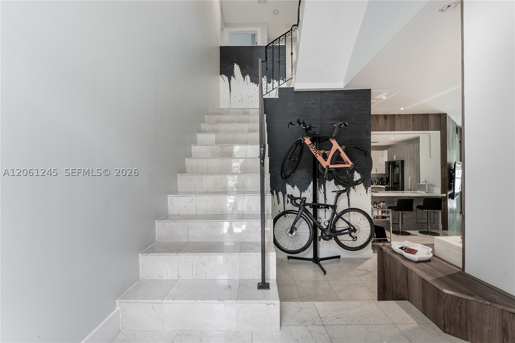 18460 NE 30th Ave #18460, Aventura FL 33160