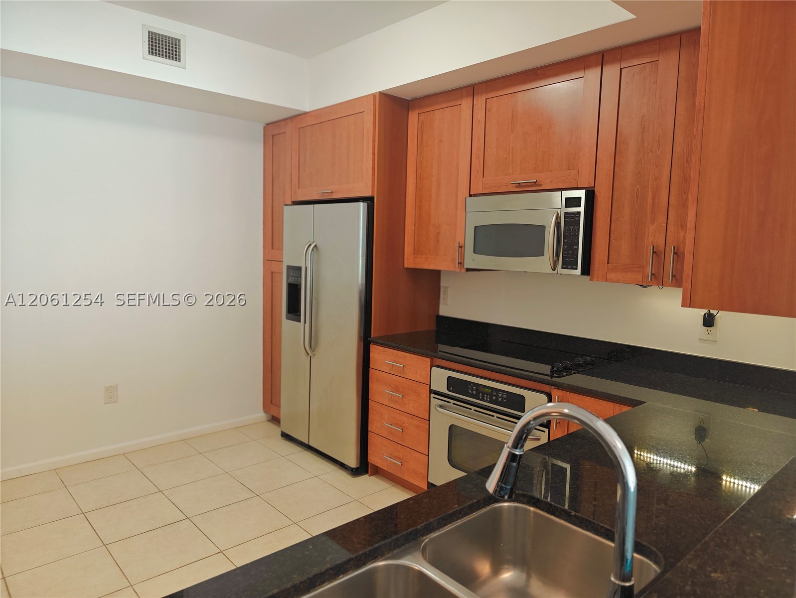 3340 NE 190th St #1304, Aventura FL 33180