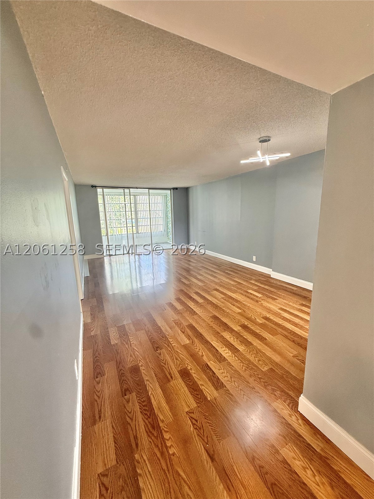 3001 NW 48th Ave #244, Lauderdale Lakes FL 33313
