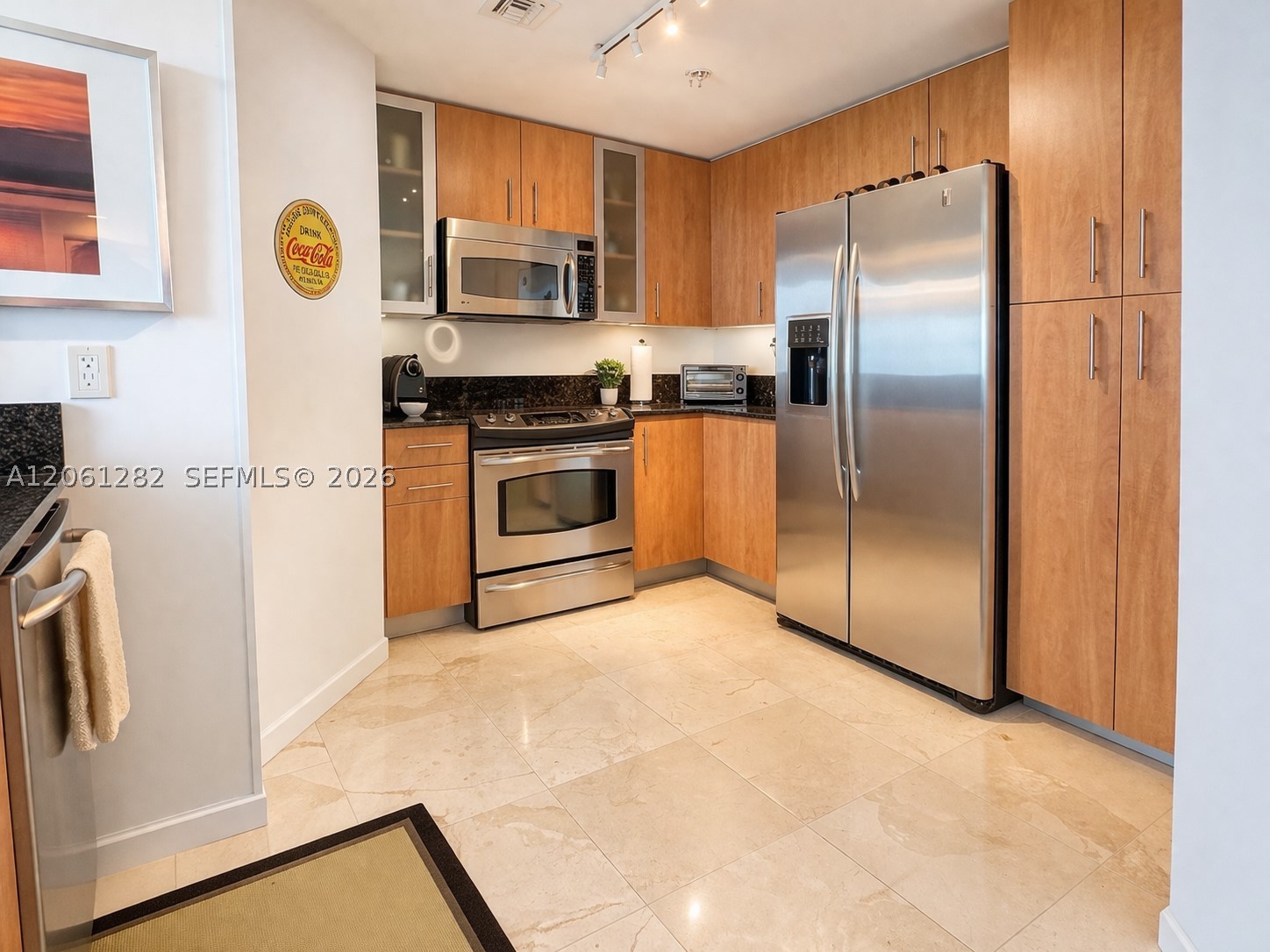 7900 Harbor Island Dr #706, North Bay Village FL 33141