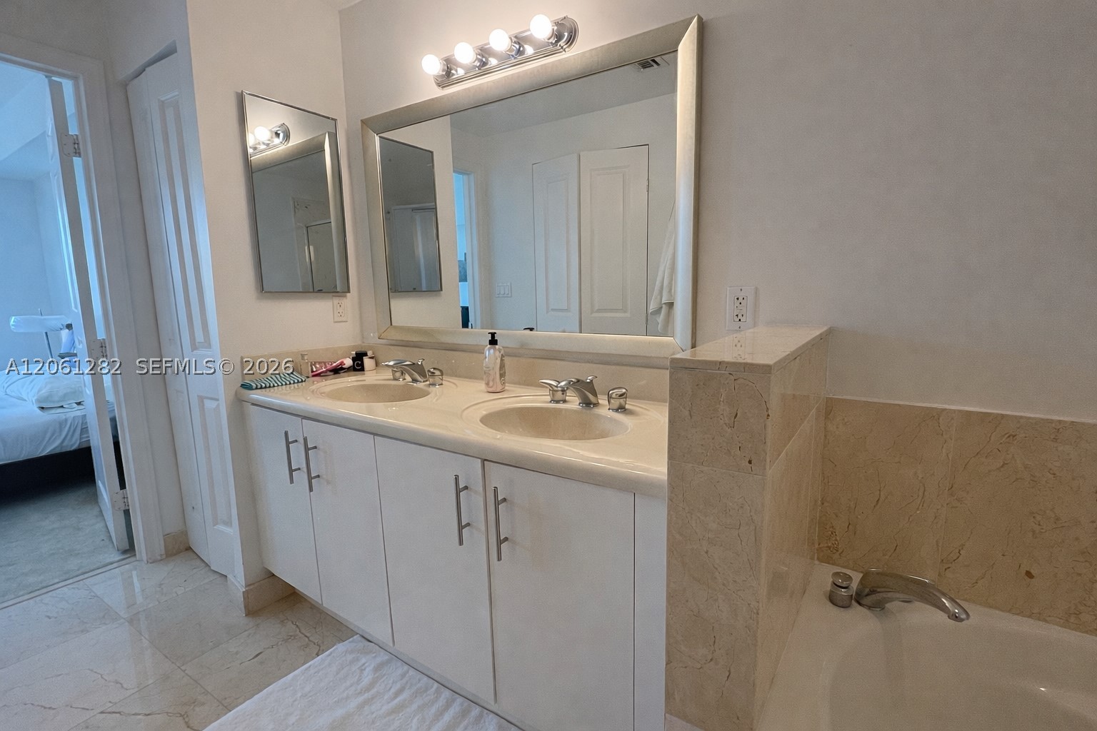 7900 Harbor Island Dr #706, North Bay Village FL 33141