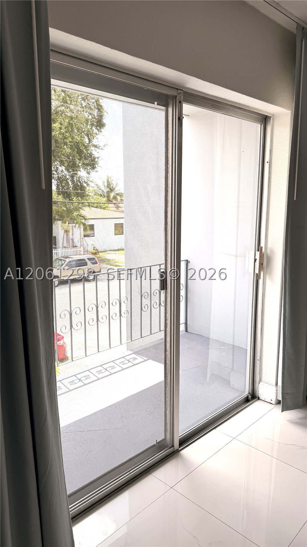5100 W Flagler St #204, Miami FL 33134