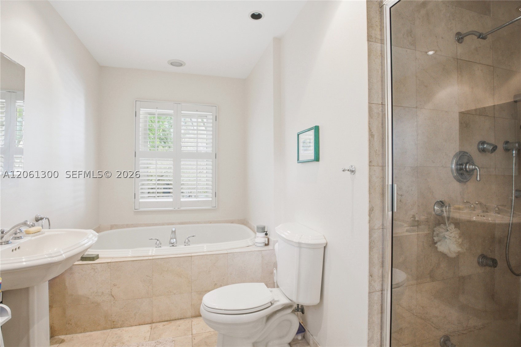 4152 Battersea Rd, Miami FL 33133