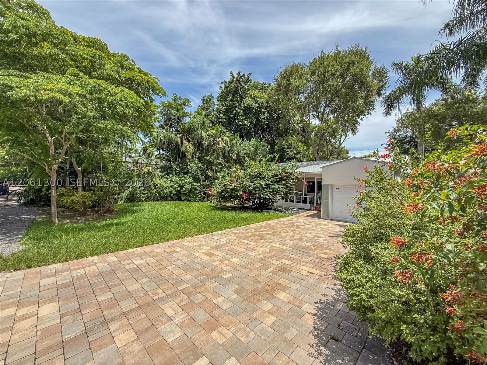4152 Battersea Rd, Miami FL 33133