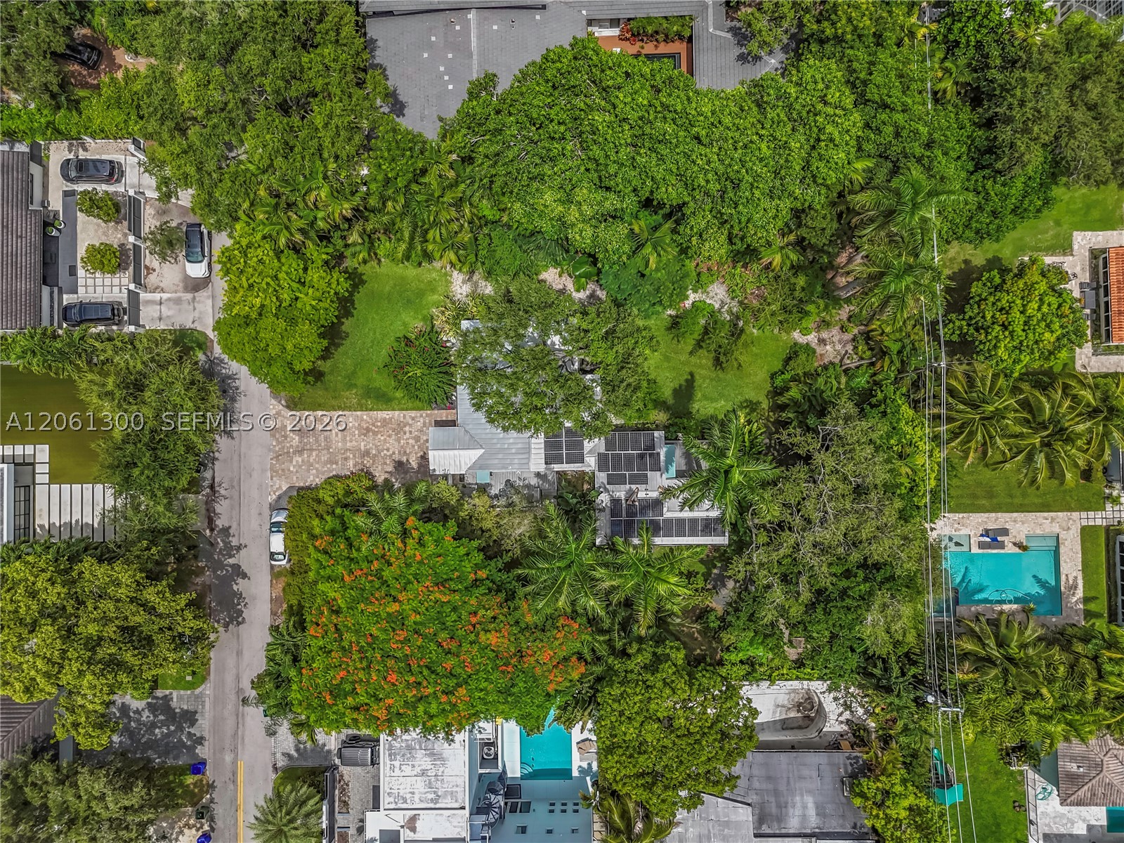 4152 Battersea Rd, Miami FL 33133
