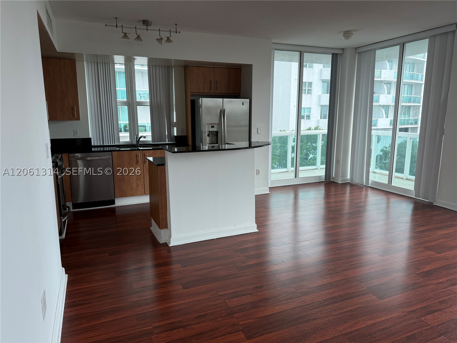 7910 Harbor Island #510, North Bay Village FL 33141