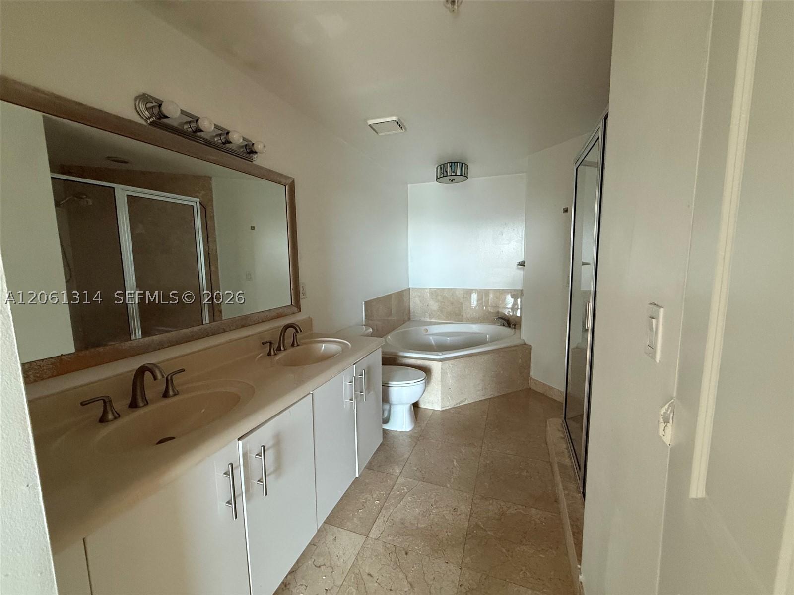 7910 Harbor Island #510, North Bay Village FL 33141