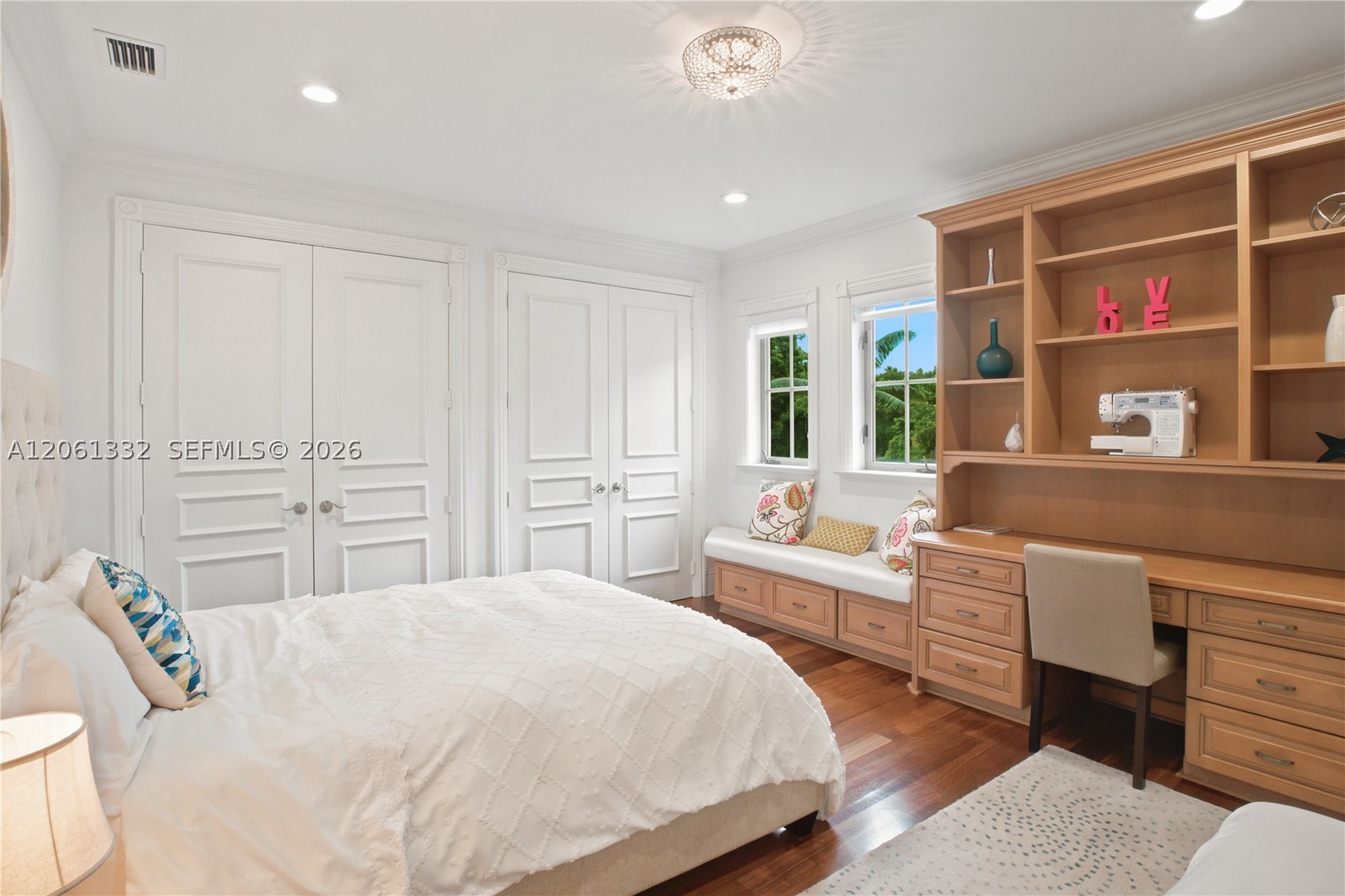 9501 Kerwood Ct, Coral Gables FL 33156