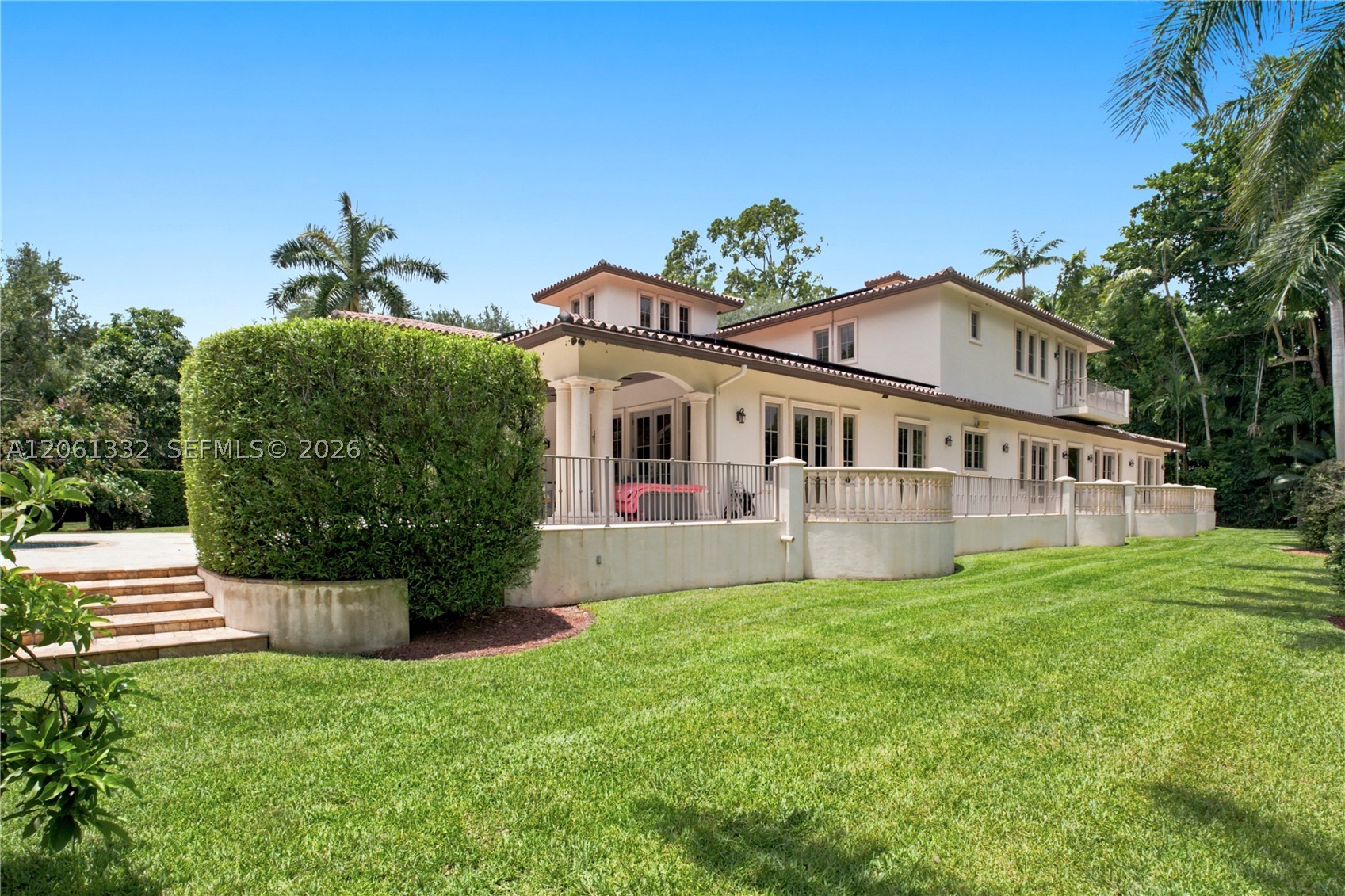 9501 Kerwood Ct, Coral Gables FL 33156