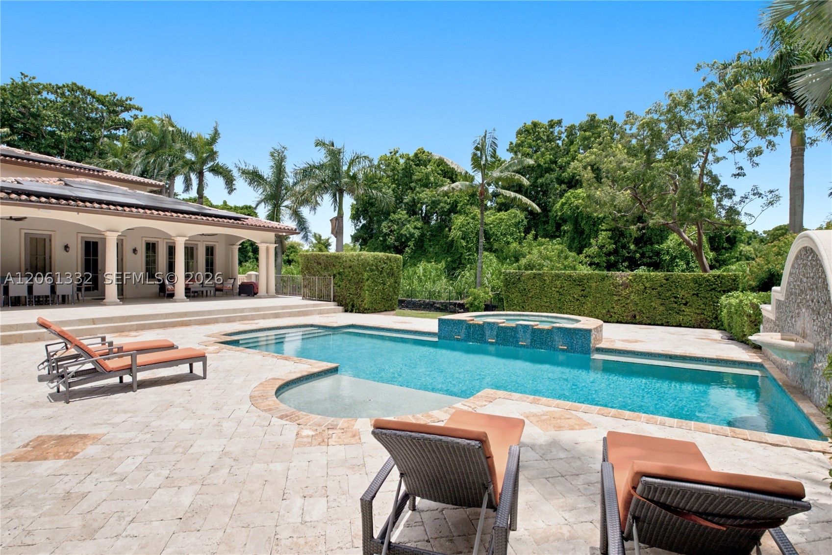 9501 Kerwood Ct, Coral Gables FL 33156