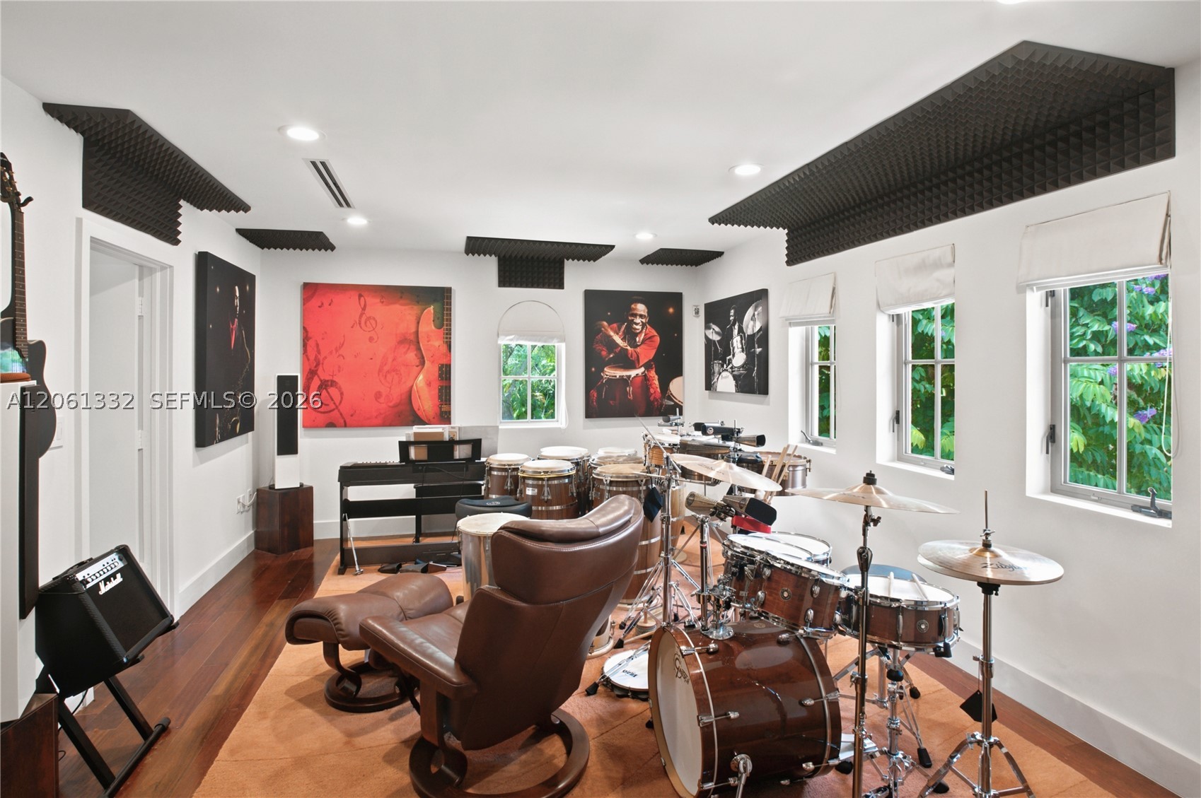 9501 Kerwood Ct, Coral Gables FL 33156