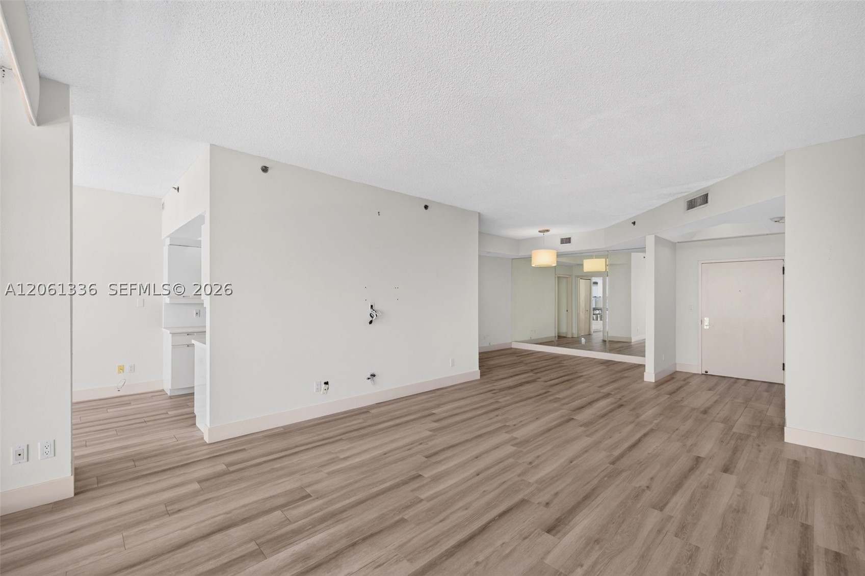 2000 Island Blvd #3008, Aventura FL 33160