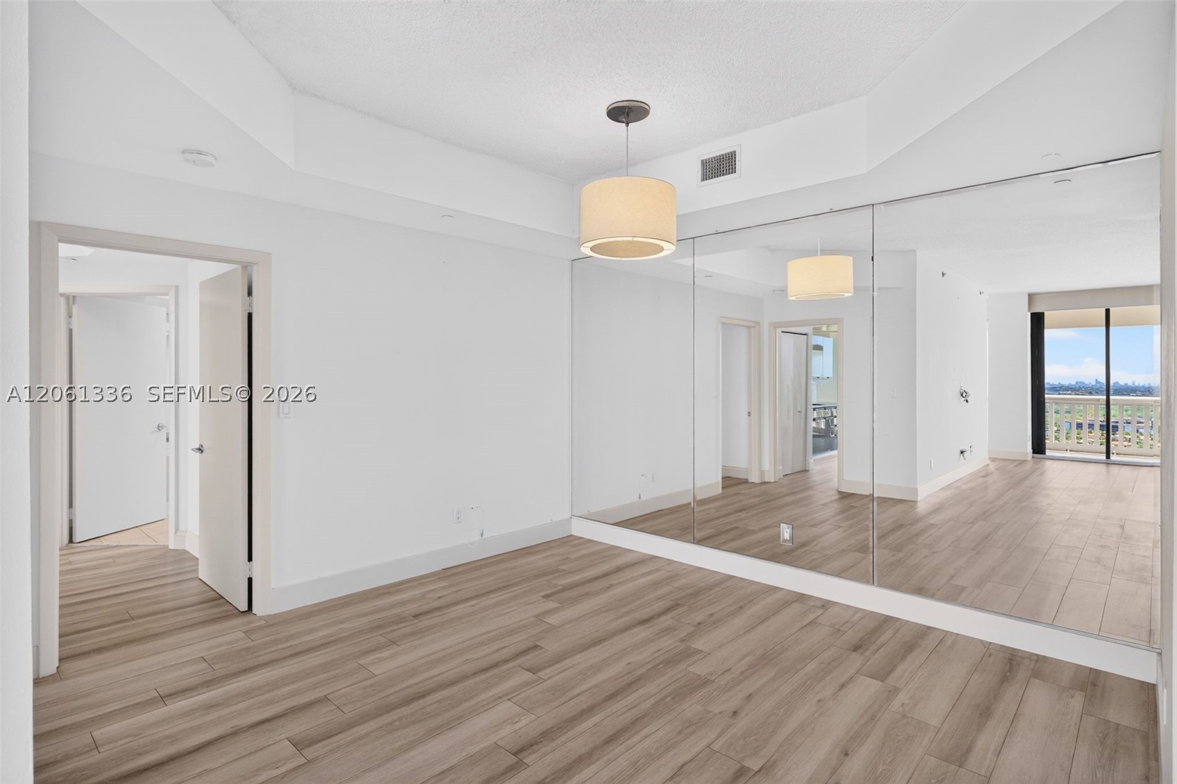 2000 Island Blvd #3008, Aventura FL 33160